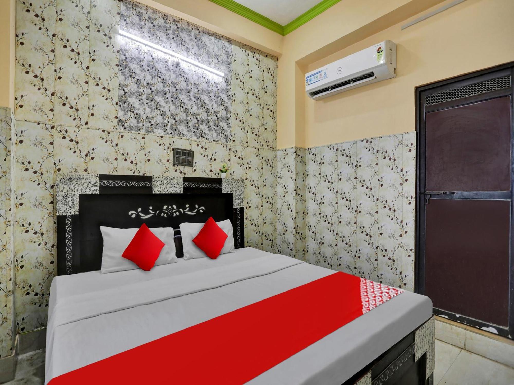 Chaya Hotel And Banquet Hall Kanpur Extérieur photo
